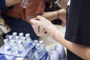 有喜有茶有跨界，网红的晋阶是产品力与营销力